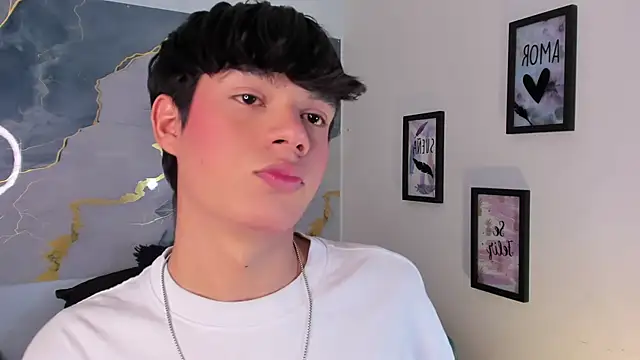 Isaac Kurtt online show from February 11, 7:19 pm