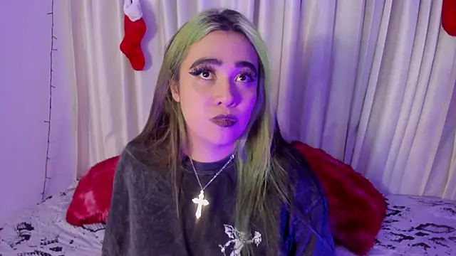 Snapshot of Lilith_Zenith_ chatting on January 16, 4:27 am Lilith Zenith online show from January 16, 4:27 am