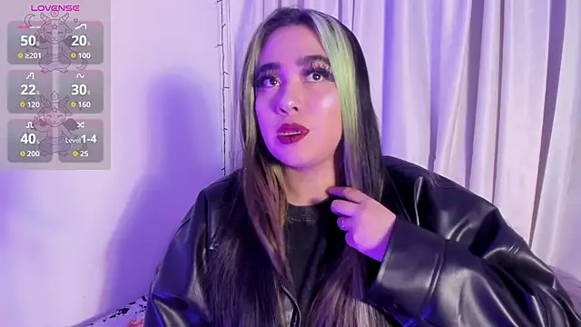 Snapshot of Lilith_Zenith_ chatting on February 2, 4:22 am Lilith Zenith online show from February 2, 4:22 am