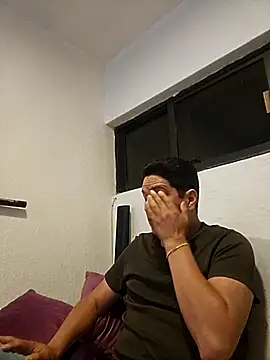 yayo 33 online show from April 11, 3:00 am