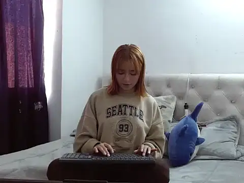 Snapshot of Carolinapinnkman chatting on January 19, 1:48 pm Carolinapinnkman online show from January 19, 1:48 pm