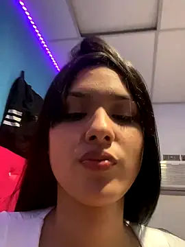 Chiquinquira3 online show from November 20, 5:18 am