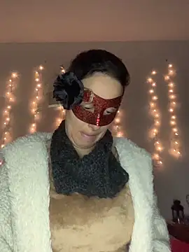 Snapshot of massagistahotbrunette chatting on February 6, 10:46 pm massagistahotbrunette online show from February 6, 10:46 pm