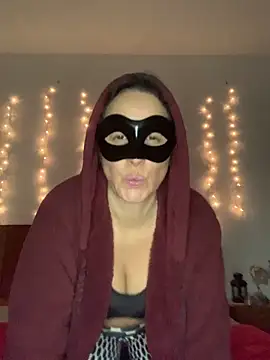 Snapshot of massagistahotbrunette chatting on February 7, 6:44 pm massagistahotbrunette online show from February 7, 6:44 pm