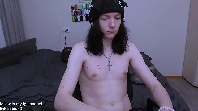 Snapshot of RaidenXL chatting on November 25, 11:21 am RaidenXL online show from November 25, 11:21 am