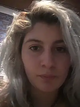 Hollywouldd online show from December 16, 6:51 am