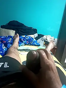 Snapshot of Loquillopajero chatting on January 17, 12:43 pm Loquillopajero online show from January 17, 12:43 pm