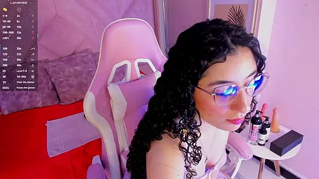 DemiJones  online show from November 26, 4:02 am