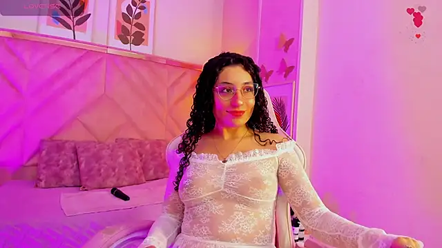 DemiJones  online show from February 19, 3:57 am