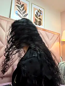 DemiJones  online show from May 8, 3:23 am