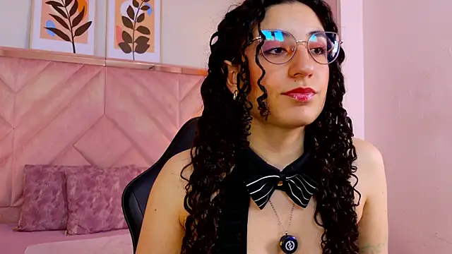 DemiJones  online show from June 25, 5:23 am