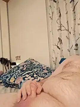 Snapshot of Slimdick4you12 chatting on December 2, 3:45 am Slimdick4you12 online show from December 2, 3:45 am