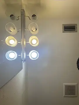 Snapshot of Dayana-2025 chatting on February 14, 1:24 am Dayana-2025 online show from February 14, 1:24 am