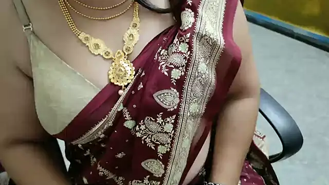 Snapshot of Tamil_VirginAss2 chatting on November 19, 5:07 am Tamil VirginAss2 online show from November 19, 5:07 am