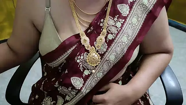 Snapshot of Tamil_VirginAss2 chatting on November 25, 5:13 pm Tamil VirginAss2 online show from November 25, 5:13 pm