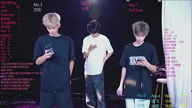 AAA-winner online show from June 10, 2:45 am