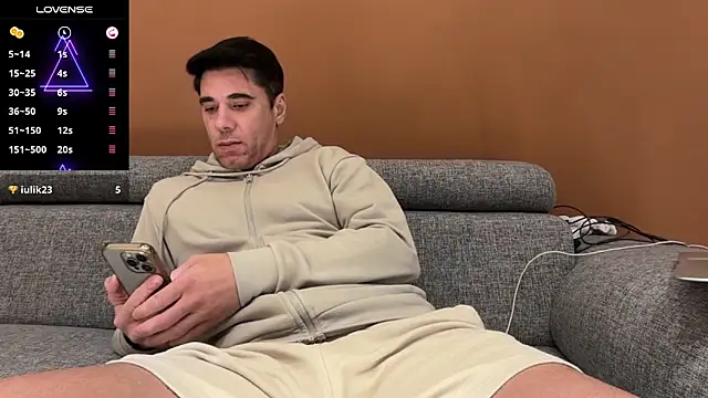 Snapshot of marcoo_x chatting on November 20, 5:34 pm marcoo x online show from November 20, 5:34 pm