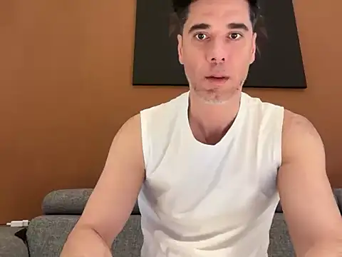 Snapshot of marcoo_x chatting on February 1, 11:09 am marcoo x online show from February 1, 11:09 am