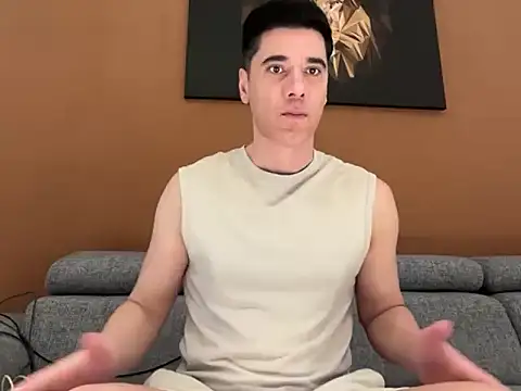 Snapshot of marcoo_x chatting on February 7, 9:13 am marcoo x online show from February 7, 9:13 am