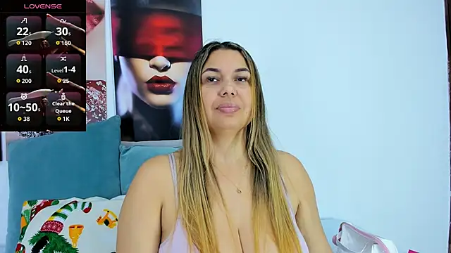 Andhrea Vale online show from November 25, 11:54 am