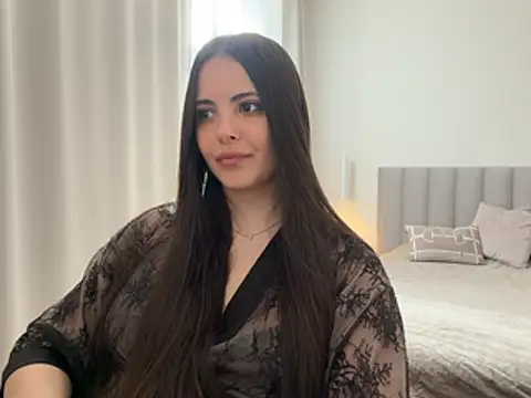 Snapshot of Mylina_ chatting on April 6, 8:26 am Mylina online show from April 6, 8:26 am