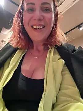 pervimilf online show from March 30, 10:05 am