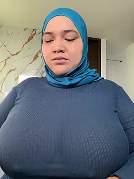 sweetmuslim01 online show from June 12, 5:34 pm