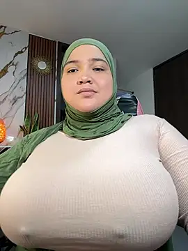 sweetmuslim01 online show from August 5, 10:55 pm