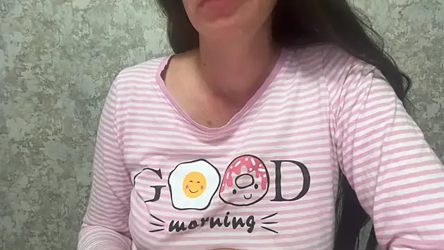 Angelinaa19 online show from May 6, 7:52 pm