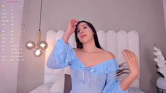 EmilyMiller 22 online show from February 12, 12:55 pm