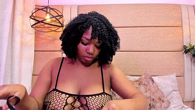 BrendaFernandez  online show from November 27, 12:40 pm