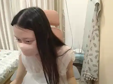 Lil-Cherries online show from July 1, 3:52 am