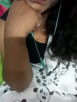 Snapshot of Rathi_telugu_couple chatting on March 3, 6:03 pm Rathi telugu couple online show from March 3, 6:03 pm