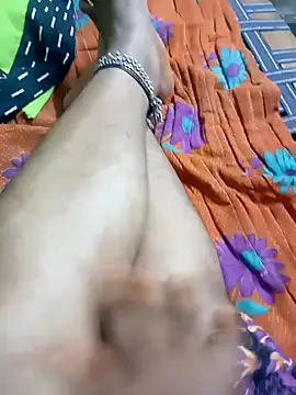 Snapshot of Rathi_telugu_couple chatting on April 17, 2:25 am Rathi telugu couple online show from April 17, 2:25 am