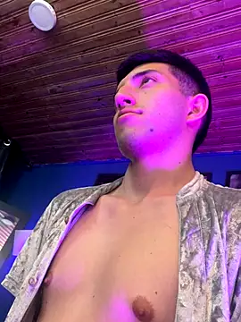 Un Sluttyy online show from November 8, 12:22 am