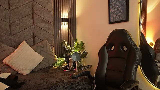 AuroraLanee  online show from January 17, 8:34 pm