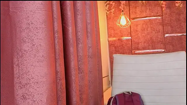 AuroraLanee  online show from February 9, 7:29 pm