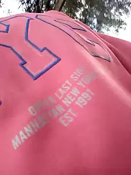 themorenofit08 online show from February 18, 10:06 pm