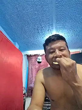 themorenofit08 online show from May 16, 5:12 pm
