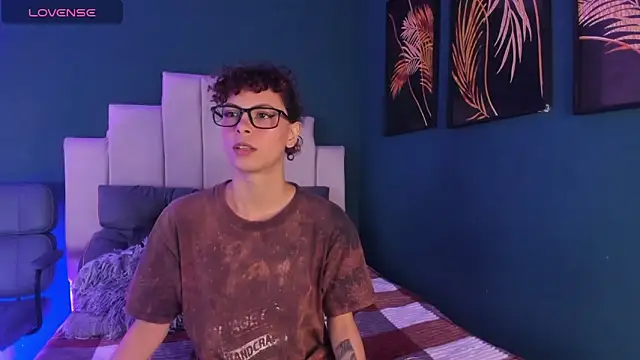 AliceMadnes online show from February 26, 12:59 pm