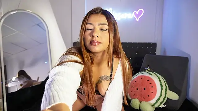 Snapshot of Missara_ chatting on March 3, 10:37 pm Missara online show from March 3, 10:37 pm