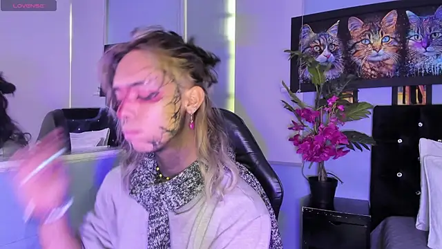 luxiel  online show from November 18, 9:30 pm