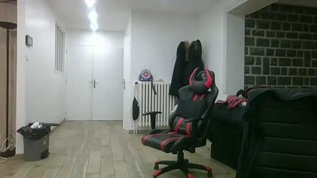 Snapshot of samia42 chatting on November 16, 10:04 pm samia42 online show from November 16, 10:04 pm