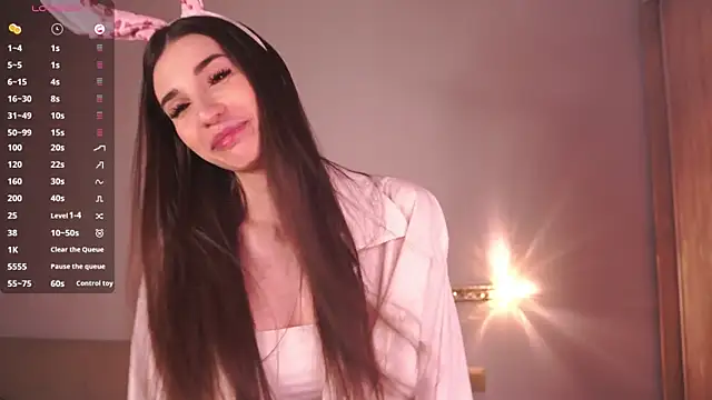 ShennaKoerper online show from December 14, 7:58 am