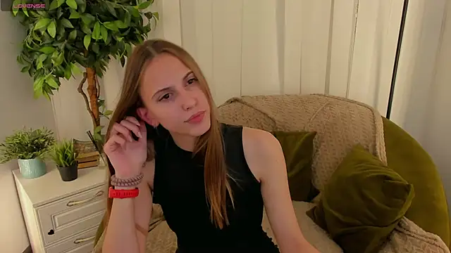 AriaBe11 online show from November 7, 1:33 pm