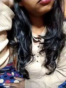 Sexy Divya   online show from February 9, 10:03 pm