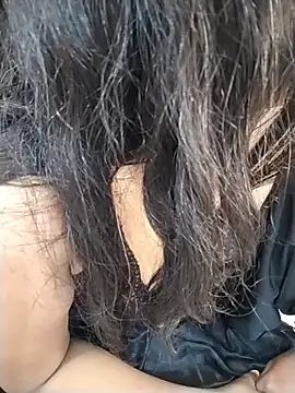 Sexy Divya   online show from May 14, 12:45 pm