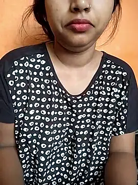 Sexy Divya   online show from May 19, 12:38 am
