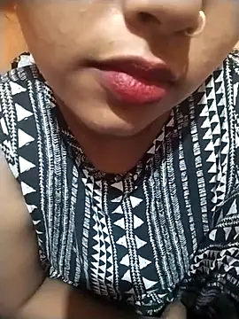 Snapshot of Sexy_Divya__ chatting on June 20, 5:16 pm Sexy Divya online show from June 20, 5:16 pm