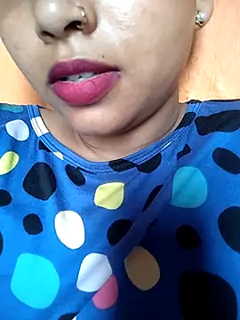 Snapshot of Sexy_Divya__ chatting on June 30, 1:50 am Sexy Divya online show from June 30, 1:50 am